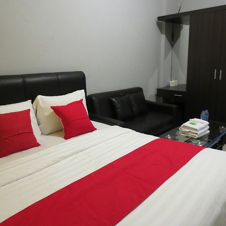 The Grand Palace Resident Jakarta Exterior photo